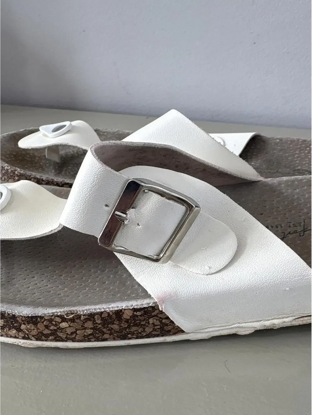 Comfort White Buckle Thong Sandals with Cork Footbed Size 9 Women's